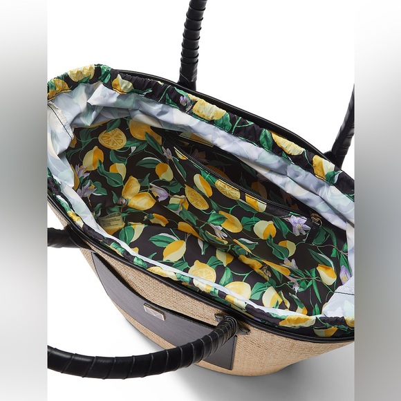 Victoria’s Secret • Large Straw Tote in Lemons - Picture 2 of 14